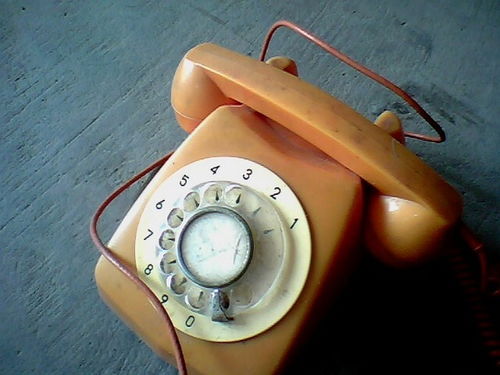 電子產品時代的技術基石 電子元器件的技術開發與購銷新趨勢